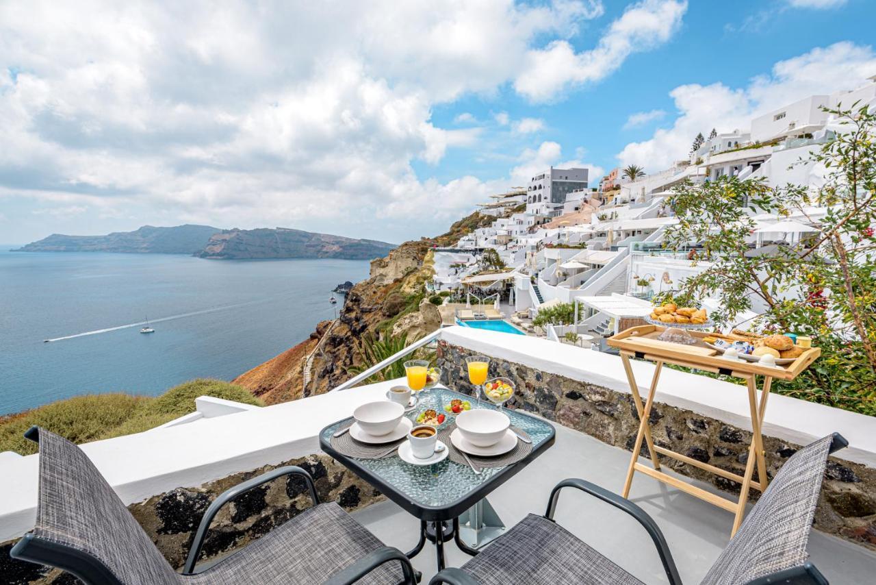 Amazing View Villa Oia With Jacuzzi Exterior photo