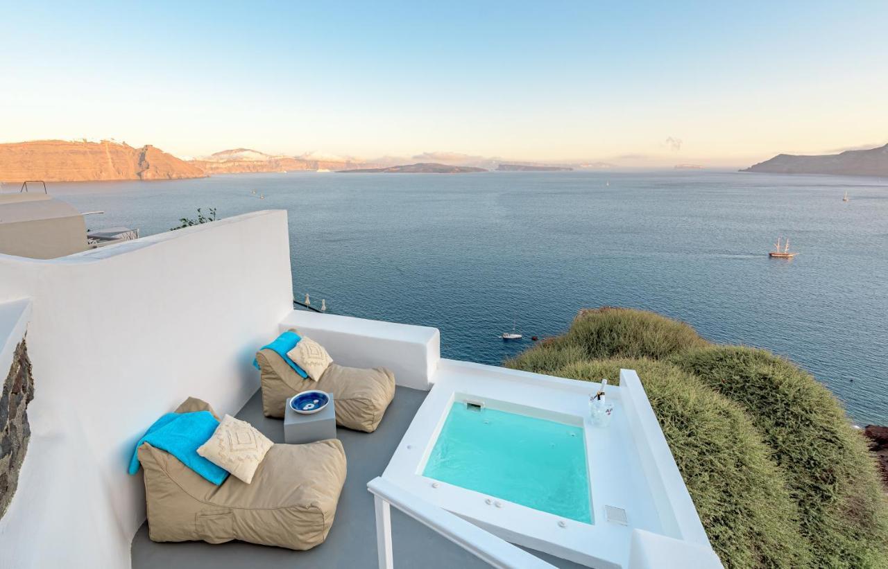 Amazing View Villa Oia With Jacuzzi Exterior photo