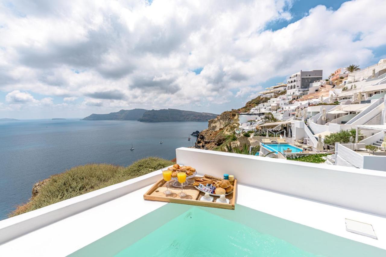 Amazing View Villa Oia With Jacuzzi Exterior photo